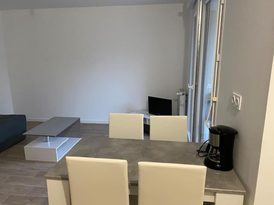 Appartement Aux Portes De Vannes Séné Exterior foto